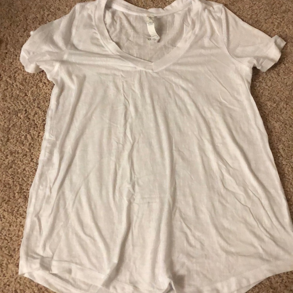 Lululemon tee